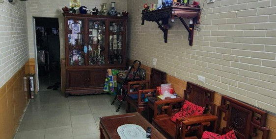 Bán nhà phố Lê Thanh Nghị, ô tô qua nhà, 30m ra mặt phố, giá 15,2 tỷ