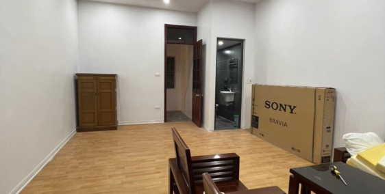 Bán nhà 67m2 phố Nghi Tàm, Tây Hồ Dân xây Gara 2 Ô tô Giá đầu tư 4 Tỷ