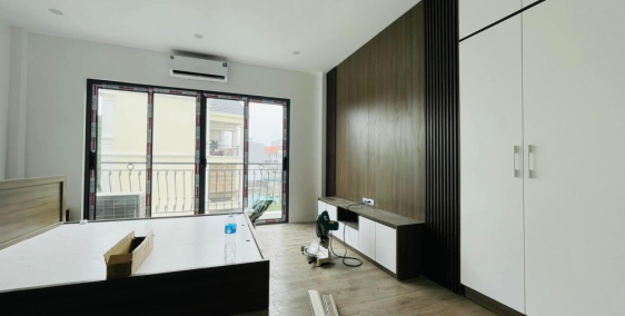 Bán nhà 67m2 phố Nghi Tàm, Tây Hồ Dân xây Gara 2 Ô tô Giá đầu tư 4.3 Tỷ