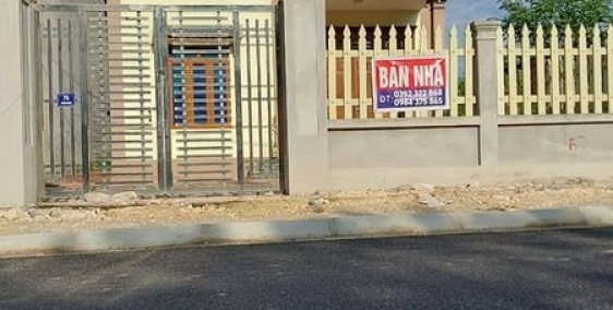 Bán nhà  đất 2 tầng rẻ nhất khu vực