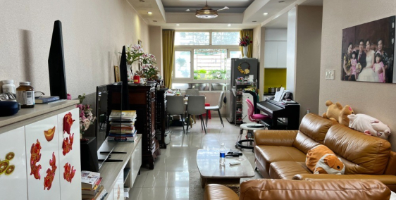 Chính chủ Bán căn 0.04 tầng M 2pn Chung cư Phú Đạt LH 0945617777