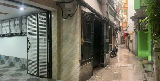 Siêu Hiếm Bán nhà ngõ 1194 Láng 48mx5T MT4m ngõ 3 gác thông Chùa Láng giá 5,85 t