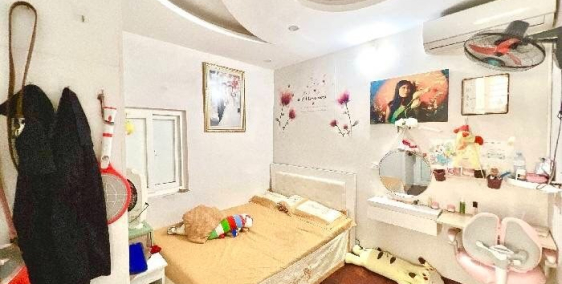 chính chủ bán nhà đường Láng 30m2 x 5 tầng 3.65 tỷ có thương lượng