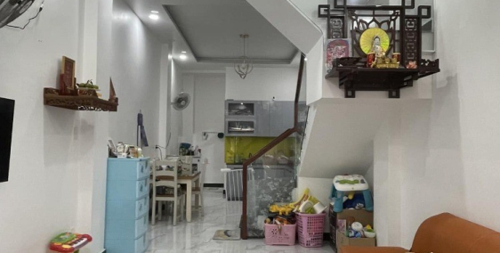 Nhà bán hẻm 1111/ đường  cách mạng tháng 8,  p7, Quận tân Bình