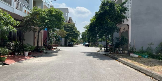 Bán đất mặt phố Kim Đồng, ph Tân Bình, TP HD, 60m2, mt 4m, đường + hè 13.5m, giá