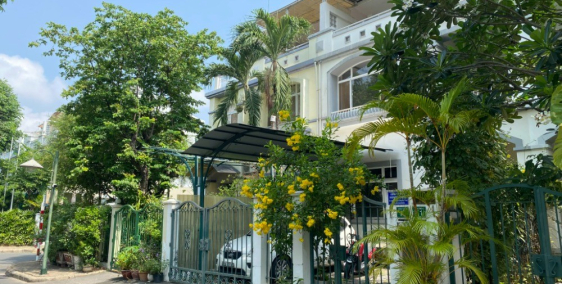 Hàng thật giá thật - Nhà phố Hưng Thái 1 DT 7x18m Phú Mỹ Hưng Quận 7 gần ĐH RMIT