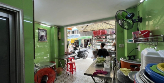 Chủ bán Gấp nhà mặt tiền Q3 đường, có lề kinh doanh siêu đỉnh