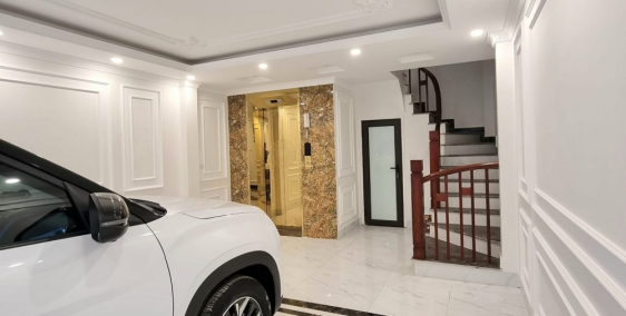 Bán nhà 57m2 phố Nghi Tàm, Tây Hồ Gara Ô tô Thang máy Kinh doanh đắc địa 12.5 Tỷ