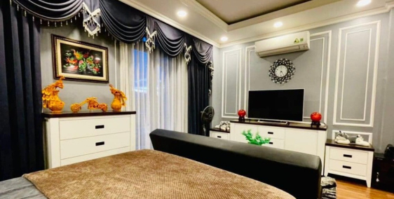 Cần Bán gấp căn nhà đường Đất Thánh thông Lý Thường Kiệt Tân BÌnh giá chỉ 6.5 tỷ