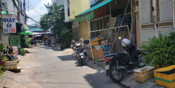 Cho thuê nhà 9pn làm CHDV mặt đg số 3 chợ tân mỹ.dt:4x15m.4 lầu