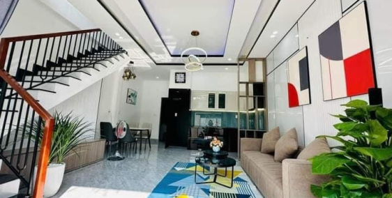 Nhà mới xây 2 tầng sang trọng và tiện nghi, kiệt Phan Bội Châu, Tp Huế