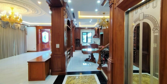 bán biệt thự, kiến trúc pháp sang trọng tại quận long biên