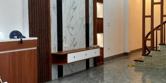 Bán gấp 44,1m nhà 4,5 tầng Ngõ 129 Bát Khối, nhà mới xây full nội thất cao cấp