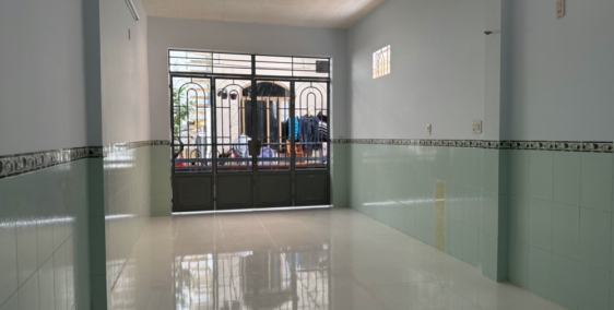 Chỉ 2,6 tỷ - Nhà 2 tầng phường Lộc Thọ - trung tâm TP Nha Trang cách biển 300m