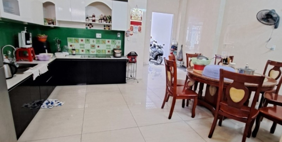 XE HƠI ĐỖ CỬA  4 TẦNG 45m2 PHÚ THỌ HÒA TÂN PHÚ NHỈNH 4 TỶ TL