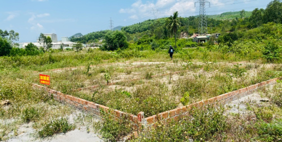 Đất thổ cư 160m2, mặt tiền ngay ngã 3 Đại Hiệp, Đại Lộc - chỉ 600tr/lô, sổ riêng