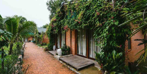 Resort nghỉ dưỡng biển Cam Bình