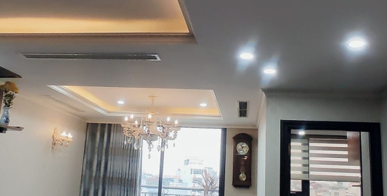 Bán ngôi nhà 127m2 phố Âu Cơ, Tây Hồ Gara Ô tô tránh Ngõ thông Kinh doanh đỉnh