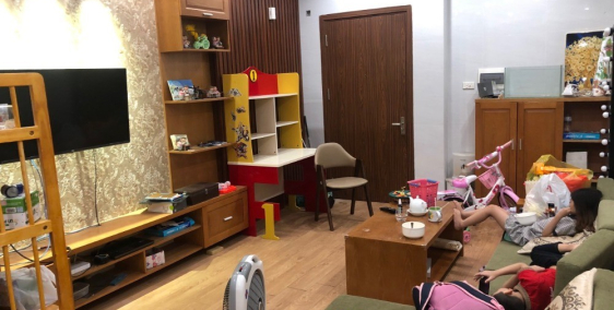 Cần bán gấp căn hộ 2PN Chung cư InTracom Cầu Diễn 83m2, tặng nội thất xịn, 2.75