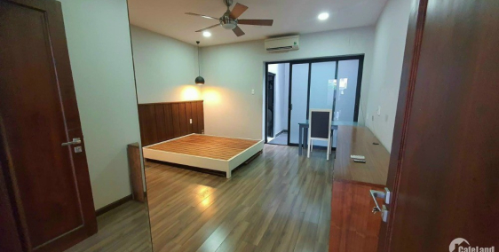 Cho thuê nhà HXH nguyễn thị thập.dt:7x20m.1lầu.3pn.4wc