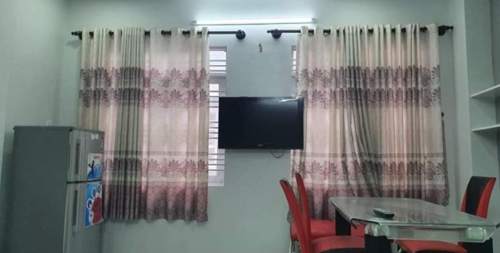 Nhà 3 tầng cách 1 căn ra Ni Sư Huỳnh Liên, Tân Bình. 2.85 tỷ