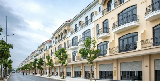 Cực Rẻ: Bán Gấp căn Chà Là gần vườn hoa Giá 4,8 tỷ bao tất phí