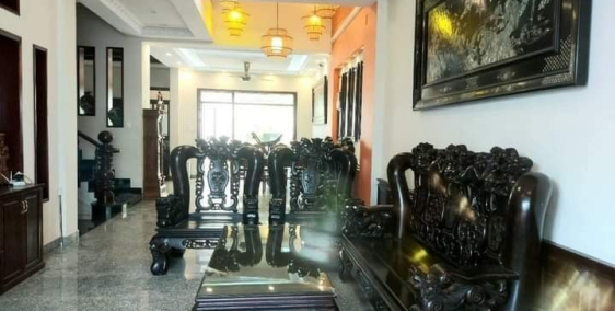 Cho thuê biệt thự full nội thất ngay chợ phú Thuận _dt:7x21m_2lầu_4pn_wc riêng