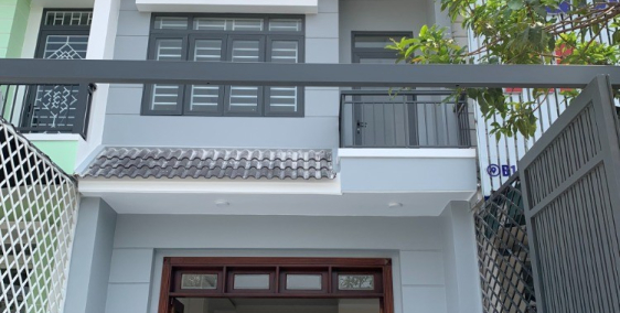 Cho thuê nhà nguyên căn ngay mặt tiền đường DT743A, KDC Phú Hồng Thịnh 10