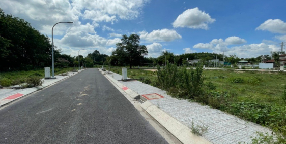 Giảm 30%, 1,7 tỷ giảm còn 1,35 tỷ 92m2 đất full thổ cư, xây dựng ngay