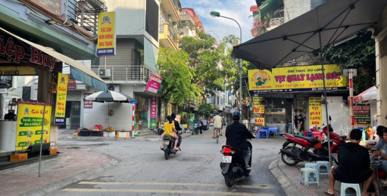 SIÊU PHẨM KINH DOANH SẦM UẤT PHỐ NGỌC LÂM