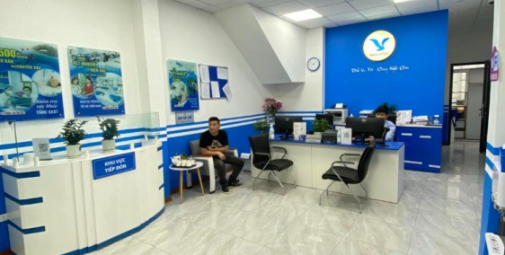 CHÍNH CHỦ CẦN BÁN GẤP NHÀ MẶT PHỐ PHẠM VĂN ĐỒNG MẶT TIỀN 6M2 - 4 PHÒNG NGỦ