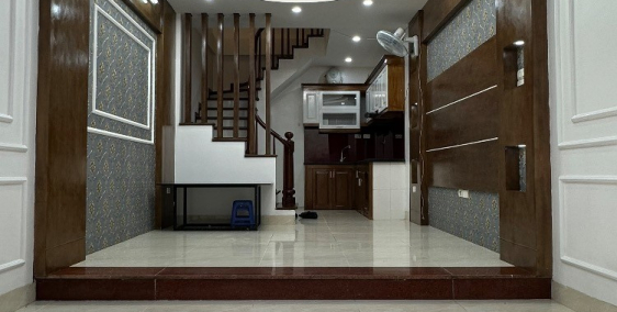 Nhà đẹp Thanh Xuân, 35m x 5 tầng, giá rẻ nhất khu vực chỉ nhô 4 tỷ, cách oto 40m