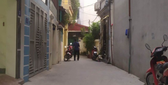 Bán lô đất 100m Phú Diễn - ngay giáp trường ĐH Tài Nguyên Môi Trường