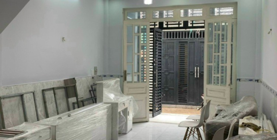 Nhà rộng an ninh, cạnh Siêu Thị Vinmart Bàu Cát, 2.95 tỷ