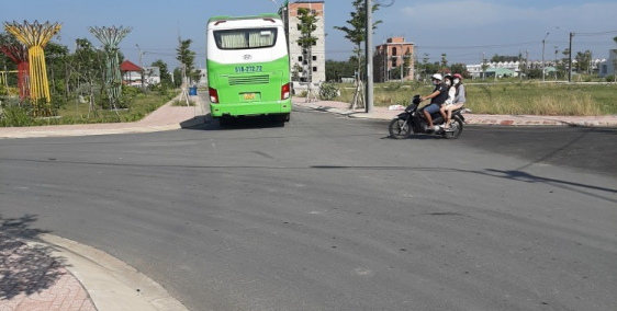 Bán gấp lô đất 101m2 ngay chợ Long Cang, Giảm 80tr chỉ còn 1 tỷ 200