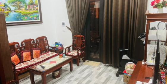 Cần bán gấp nhà phân lô phố Dương Khuê 45m2, 4T,  ô tô tránh dừng đỗ, 8.4 tỷ