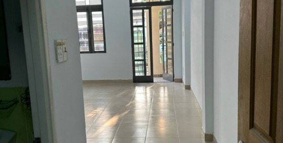 Nhà gần Siêu thị Bic C Đường Trường chinh dt 4x12 1 lầu