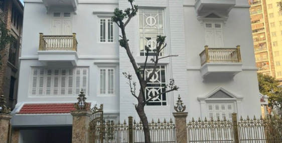 Bán biệt thự cao cấp số 2 mặt trung kính , khu đô thị trung yên , hà nội.