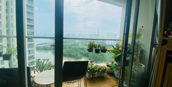 Bán căn hộ 2 phòng ngủ tầng cao view sông ngắm được Landmark 81