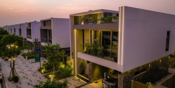 Biệt thự VIP view kênh sinh thái 400m2 ,full hồ bơi sân vườn ven biển nam ĐN