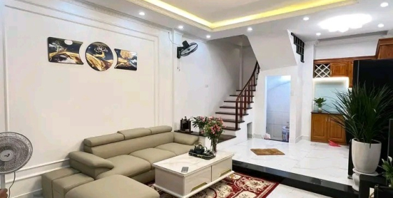 Bán nhà trung tâm quận Cầu Giấy,Hà Nội