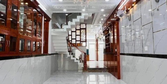 Nhà xây trên nền cao ráo - khu nhà lầu đồng bộ q12