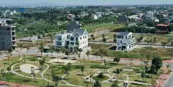 Bán nhà vườn KDC Trần Hưng Đạo, TP Hải Dương, 250m2, lô góc, đường 17.5m, vị trí