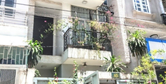 Nhà chính chủ Q7, SHR đường ô tô, bảo nội thất vào ở ngay