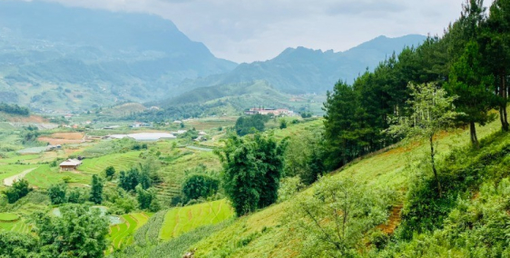 Đất nền Sapa,mặt đường quốc lộ 4D view thung lũng cực đẹp phù hợp làm nghỉ dưỡng