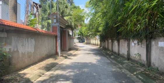 Lô đất đẹp 53m Đông Nam, tổ 6 Giang Biên, đường ô tô tránh chỉ 5,5 tỷ