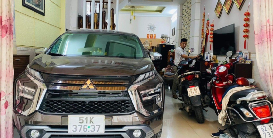 Bán nhà mặt tiền Nguyễn Văn Đừng Quận 5, 4.2x17m 4 lầu chỉ 23.5 tỷ thương lượng