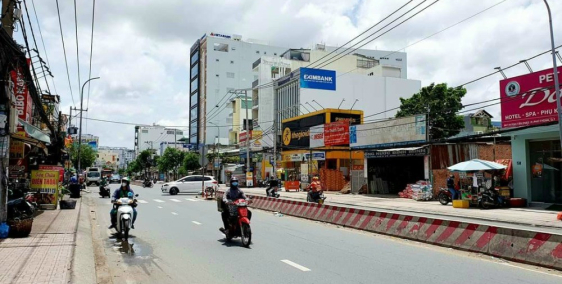 Bán nhà mặt tiền Huỳnh Tấn Phát Quận 7  7x35 giá chỉ 30 tỷ thương lượng chủ