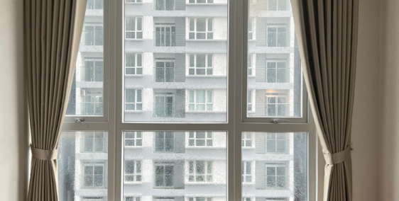 cho thuê căn hộ 2 phòng ngủ có máy lạnh, rèm cửa nhận nhà ở ngay miễn phí ql