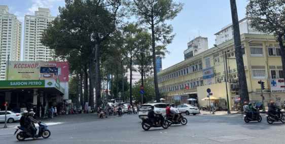 MT gần BV Chợ Rẫy - Nguyễn Chí Thanh,Q.11-DT:4,3x16m-4 lầu_Gía: 22 tỷ TL